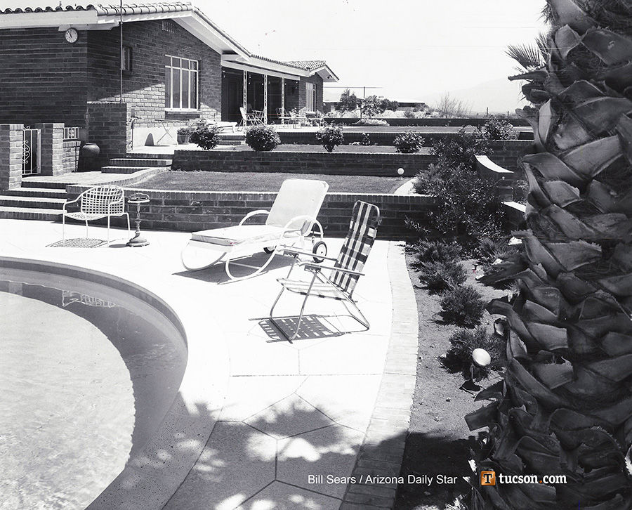 1964 Tucson home photos: Herefords are pride of ranch